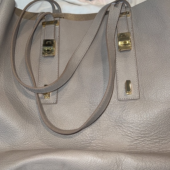 India Hicks Solitaire Bag (New) - Picture 2 of 6